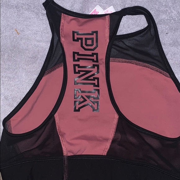 Victoria’s Secret PINK Sports Bra With Padding - Picture 2 of 2